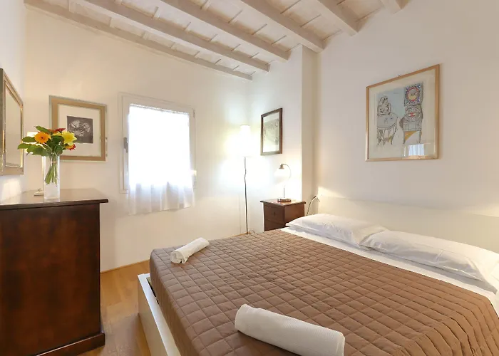 Relais Martinez Florence